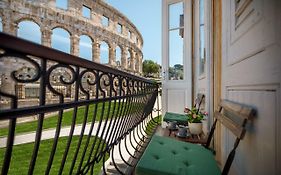 Amphitheatre Premium Apartment With Seaview
